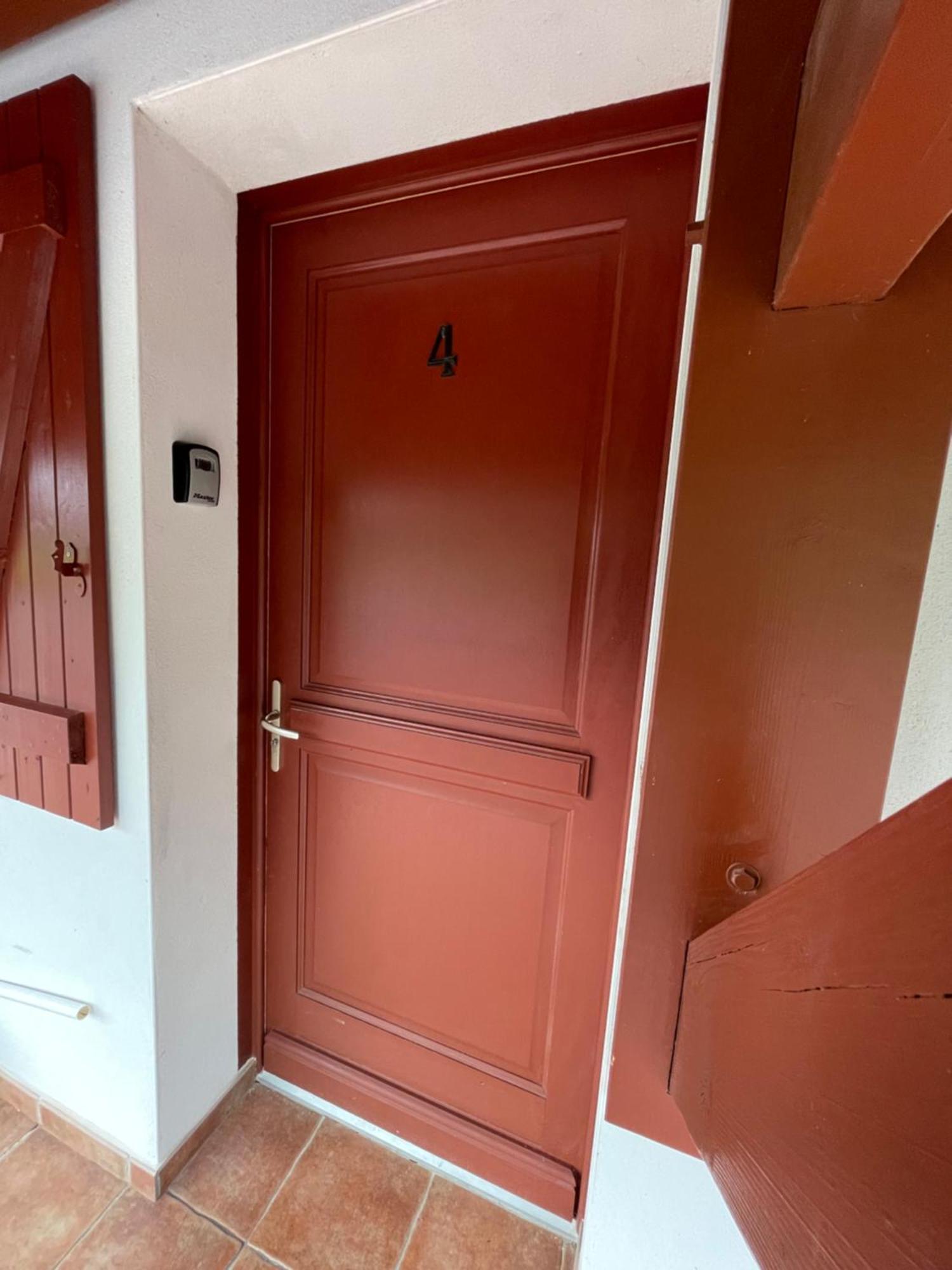 Chambres Zazpiak Saint-Jean-Pied-de-Port Habitación foto